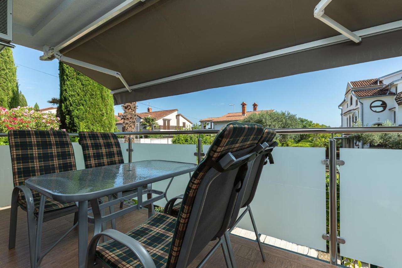 Haus Eva Apartment Novigrad Istria Exterior foto