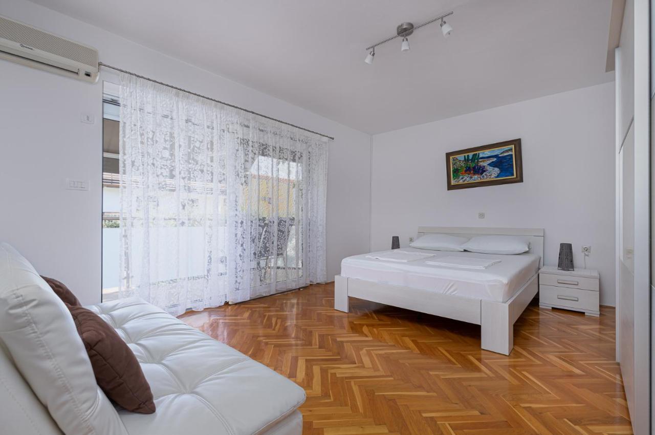 Haus Eva Apartment Novigrad Istria Exterior foto